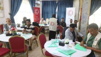 بدعم ألماني.. جلسة استشارية في المخا تناقش الأمن الغذائي وأثر النزاع على المدنيين