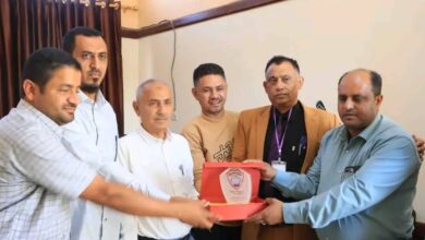 جامعة الحديدة تكرم مؤسسة طيبة التنموية لدعم تدريب الطلاب الطبيين بالخوخة
