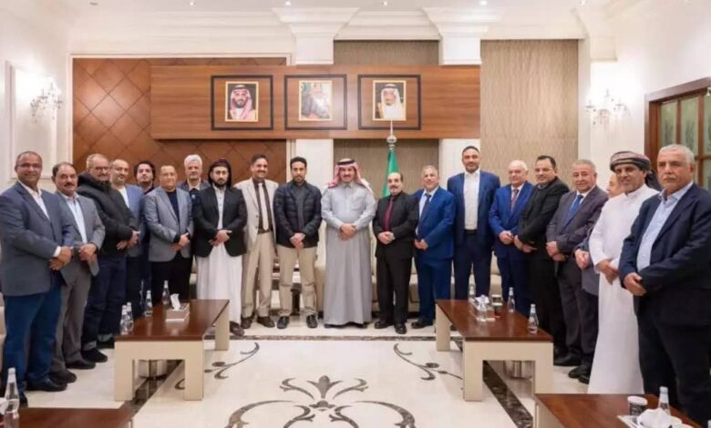 الغيثي وآل جابر يعقدان لقاءً موسعاً لبحث مستجدات القضية الجنوبية 1 الغيثي وآل جابر يعقدان لقاءً موسعاً لبحث مستجدات القضية الجنوبية