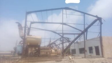 الحديدة.. مليشيا الحوثي تنهب ما تبقى من محطة كهرباء اللحية بعد إخراجها عن الخدمة