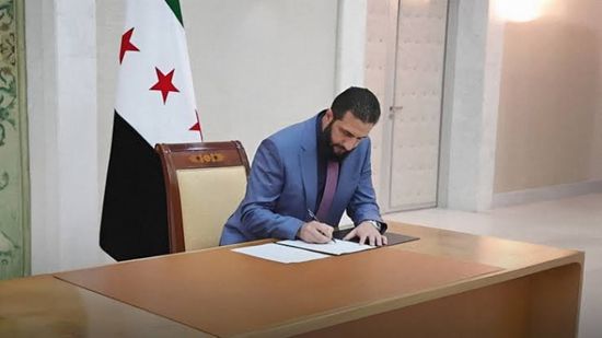 الرئيس السوري يوقع اتفاقا شاملا مع "قسد" يشمل وقف القتال وتسليم المحافظات