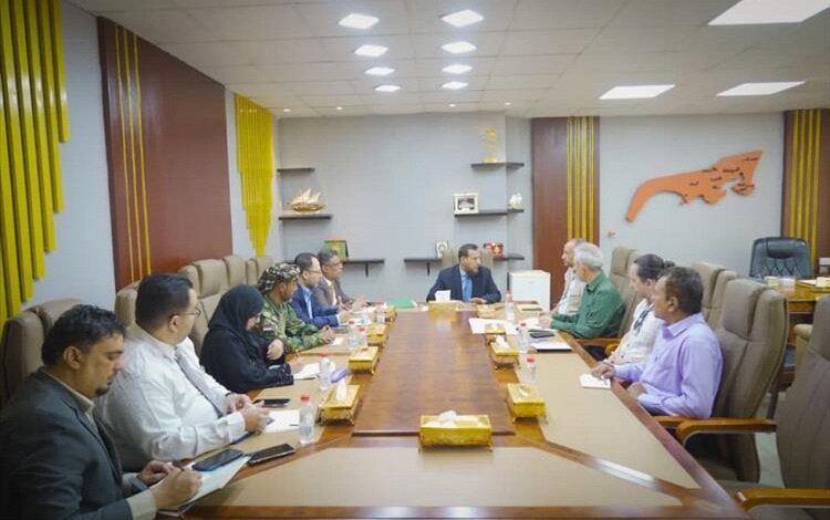 محافظ عدن يؤكد أهمية الشراكة مع المنظمات الأممية لدعم الجهود البيئية والإنسانية 1 محافظ عدن يؤكد أهمية الشراكة مع المنظمات الأممية لدعم الجهود البيئية والإنسانية