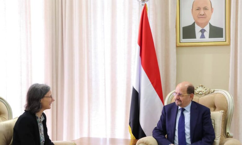 الزنداني: نعمل على إعداد برنامج حكومي قصير لمعالجة الأولويات العاجلة حتى نهاية العام