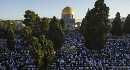 الاحتلال يمنع تجهيزات رمضان في الأقصى ويواصل إبعاد المصلين