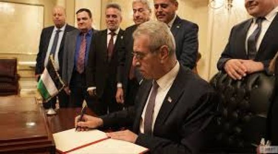 لجنة مدعومة أمريكياً تبدأ تجنيد عناصر للشرطة في غزة