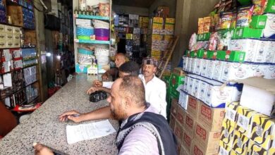 لحج.. حملة رقابية في طور الباحة تضبط كميات كبيرة من مواد غذائية منتهية الصلاحية