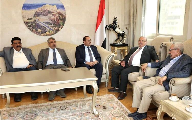 البركاني وأبو حورية يبحثان استكمال ترتيبات انعقاد البرلمان وتعزيز التنسيق مع الحكومة