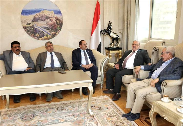البركاني وأبو حورية يبحثان استكمال ترتيبات انعقاد البرلمان وتعزيز التنسيق مع الحكومة