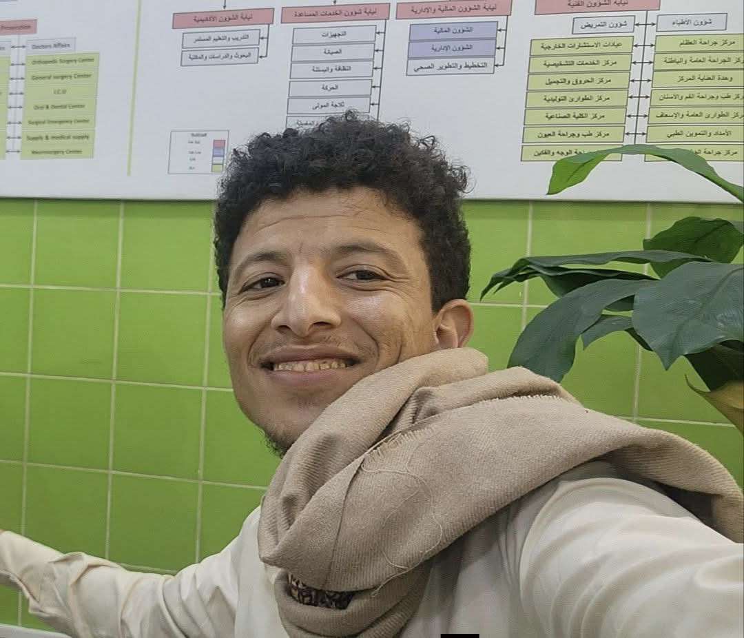 تصاعد خطير للانتهاكات في تعز: اعتداء عنيف على ناشط بعد أيام من اغتيال صحفي