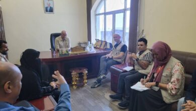 مدير المخا يبحث مع صندوق الأمم المتحدة للسكان احتياجات المتضررين من السيول 1 مدير المخا يبحث مع صندوق الأمم المتحدة للسكان احتياجات المتضررين من السيول