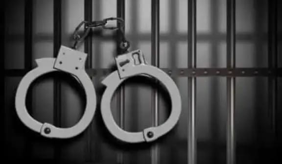شرطة القبيطة في لحج تضبط متهمين بجريمة الشروع في القتل إثر خلاف شخصي