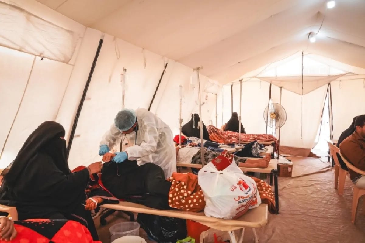 الحديدة.. تفشٍ مزدوج للكوليرا والحصبة يهدد السكان في حيس والخوخة