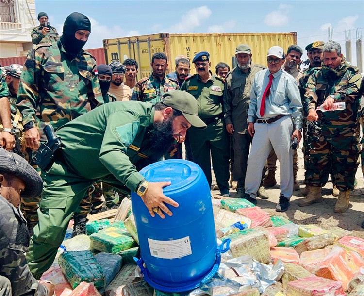 عدن.. إتلاف 1213 كيلوغراماً من المواد المخدرة بإشراف النيابة الجزائية