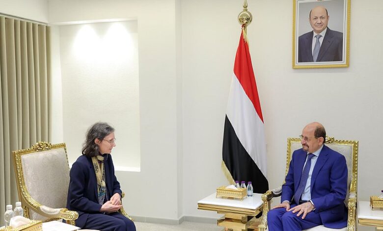الزنداني يبحث مع السفيرة الفرنسية توسيع التعاون ودعم الاستقرار في اليمن
