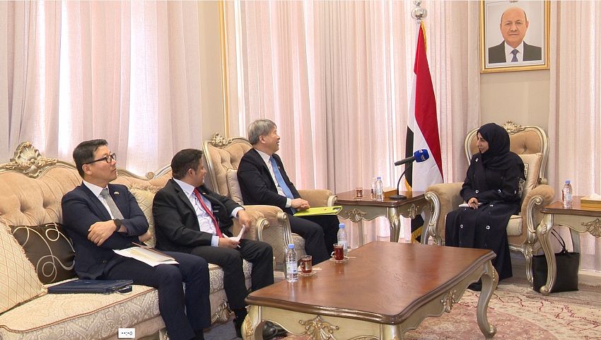 الزوبة تستعرض مع السفير الكوري تعزيز الشراكة ودعم القطاعات الحيوية