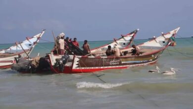 الحديدة.. اختفاء 15 صيادا من أبناء الخوخة منذ منتصف أبريل 6 الحديدة.. اختفاء 15 صيادا من أبناء الخوخة منذ منتصف أبريل