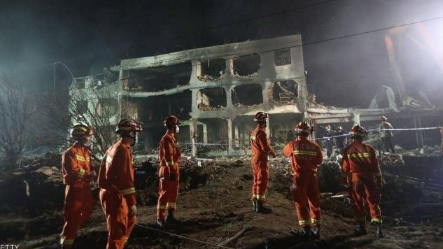 انفجار شاحنة وقود في الصين تخلف عشرات القتلى والجرحى 1 انفجار شاحنة وقود في الصين تخلف عشرات القتلى والجرحى