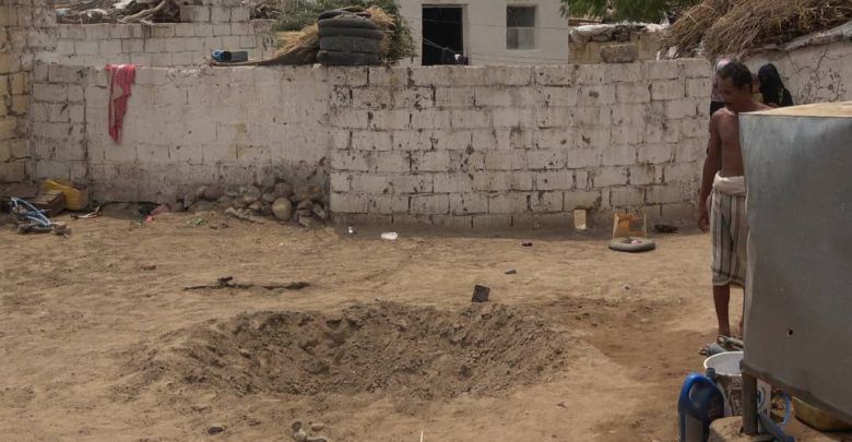 مليشيات الحوثي تباغت اهالي الدريهمي بقصف مدفعي مروع 1 مليشيات الحوثي تباغت اهالي الدريهمي بقصف مدفعي مروع