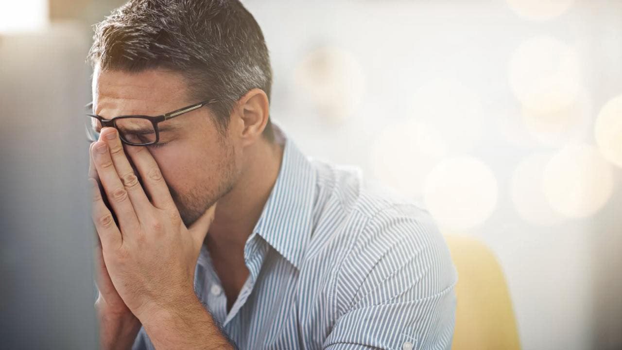 أسباب الشعور بالإنهاك والتعب طوال الوقت 1 أسباب الشعور بالإنهاك والتعب طوال الوقت