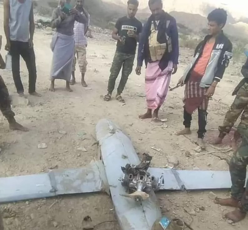 القوات الجنوبية تسقط طائرة حوثية مفخخة في وادي عومران بأبين