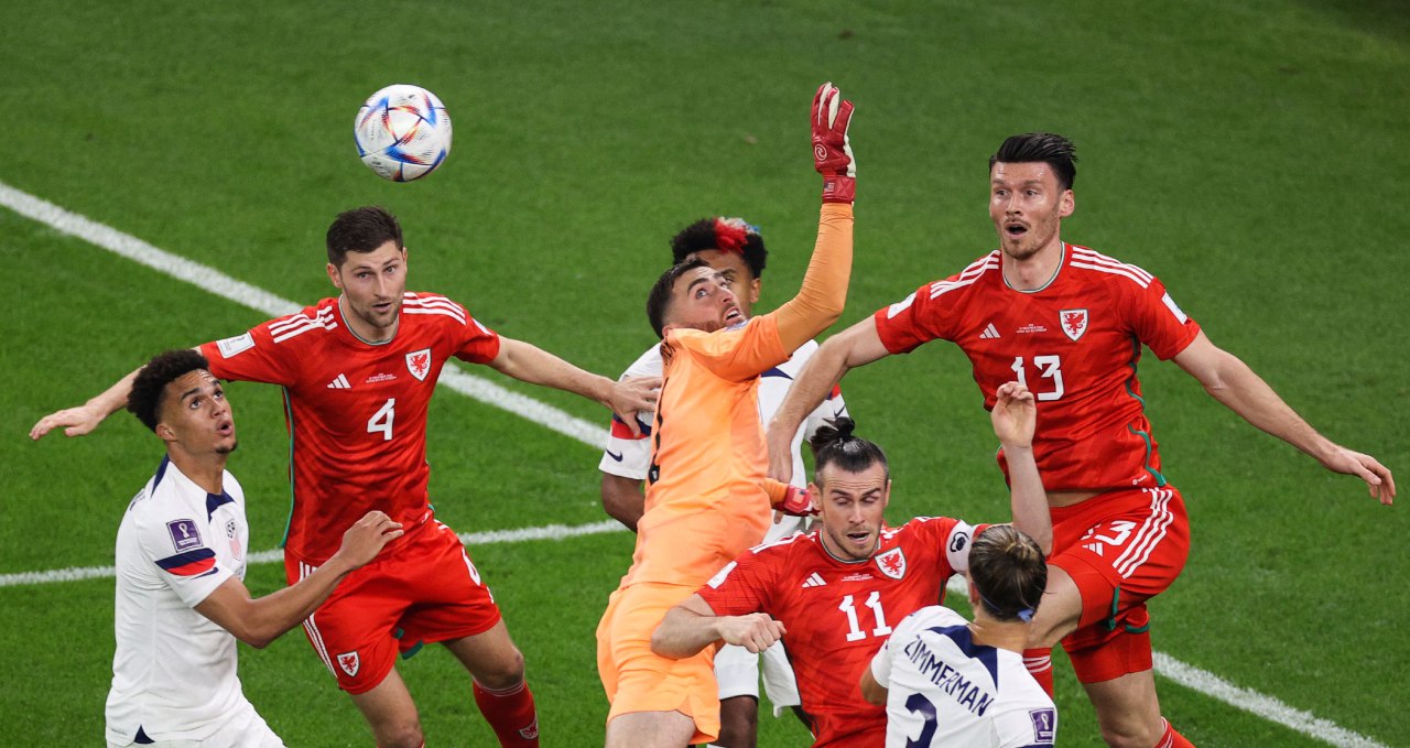 منتخب الولايات المتحدة يتعادل مع نظيره ويلز في كأس العالم