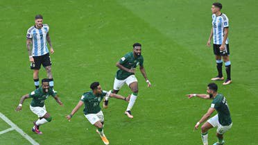السعودية تكتسح الأرجنتين بفوز تاريخي في كأس العالم