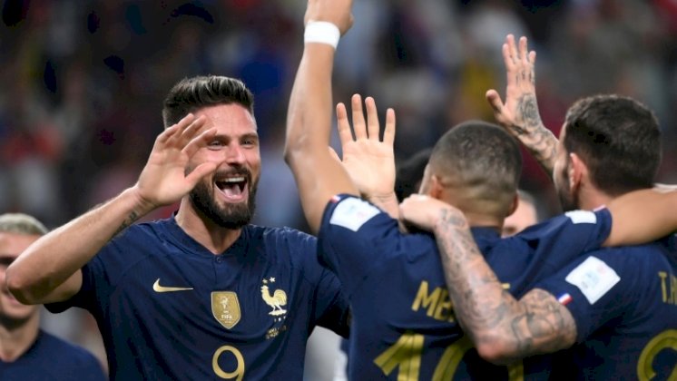 كأس العالم.. فرنسا تستهل مشوار الدفاع عن لقبها بفوز كبير على أستراليا