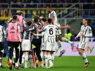 يوفنتوس يفوز على نظيره إنتر بهدف دون رد في الدوري الإيطالي 1 يوفنتوس يفوز على نظيره إنتر بهدف دون رد في الدوري الإيطالي
