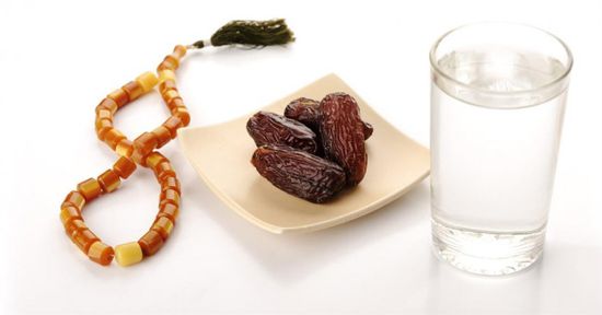 أغذية تساعد على تجنب الجوع والعطش في شهر رمضان 1 أغذية تساعد على تجنب الجوع والعطش في شهر رمضان