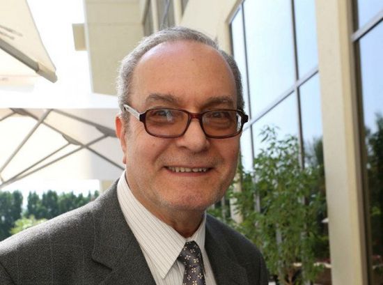 وفاة الكاتب المسرحي المصري محمد أبو العلا السلاموني عن عمر ناهز 82 عاماً 1 وفاة الكاتب المسرحي المصري محمد أبو العلا السلاموني عن عمر ناهز 82 عاماً