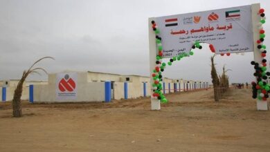 محافظ الحديدة يدشن 3 فصول في منطقة الوعرة بالخوخة