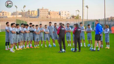 منتخب اليمن الأول يواصل استعداداته لملاقاة نظيره البحريني