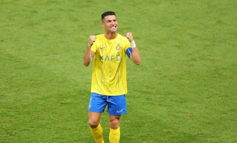 "لاعب دولي".. رونالدو يتحرك لضم أحد زملائه إلى النصر
