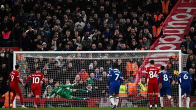 ليفربول يعزز صدارته برباعية في شباك تشيلسي بالدوري الإنجليزي