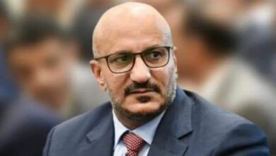 العميد طارق صالح يعزّي في وفاة المناضل الكبير أحمد مساعد حسين