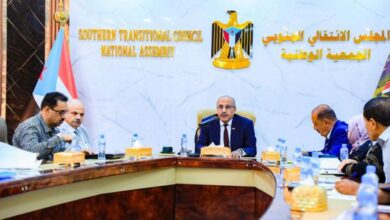 الكثيري يناقش مستجدات الأوضاع على الساحة المحلية