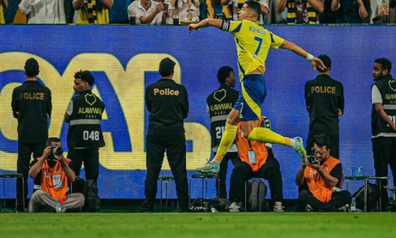 رونالدو يمنح النصر فوزا ثمينا على مضيفه الشباب في الدوري السعودي