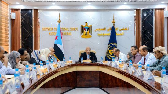 الكثيري يبحث تدهور العملة ويدعو لإصلاحات عاجلة لتحسين الوضع المعيشي 1 الكثيري يبحث تدهور العملة ويدعو لإصلاحات عاجلة لتحسين الوضع المعيشي