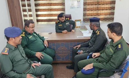 شرطة شبوة تبحث تطوير قدرات مكافحة المخدرات