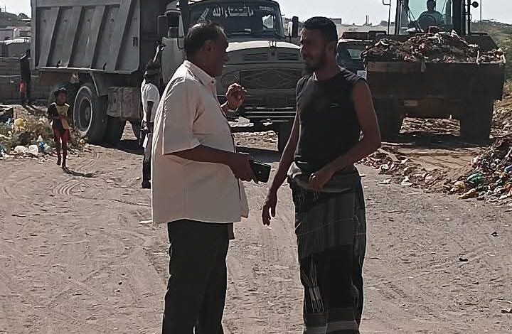 إطلاق حملة نظافة لتحسين البيئة في مناطق الخوخة 1 إطلاق حملة نظافة لتحسين البيئة في مناطق الخوخة