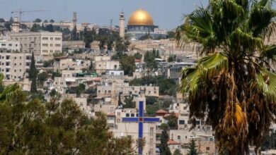 إصابة فلسطيني إثر سقوط صاروخ إيراني قرب المسجد الأقصى في القدس
