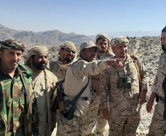 "بن عزيز" يدعو ابطال الجيش والمقاومة لهدم آلة الموت الحوثية في جبال صرواح 1 "بن عزيز" يدعو ابطال الجيش والمقاومة لهدم آلة الموت الحوثية في جبال صرواح