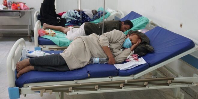 مليشيا الحوثي تجبر مرضى الحديدة على شراء ادوية إيرانية مهربة
