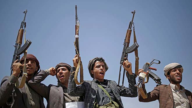 الالغام والقناصة.. وسائل الحوثي لقتل طلاب المدارس في الحديدة 1 الالغام والقناصة.. وسائل الحوثي لقتل طلاب المدارس في الحديدة
