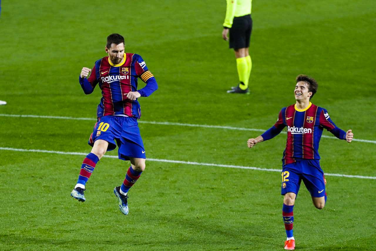 برشلونة يمطر شباك ألافيس بخماسية ويواصل انتصاراته في الليغا 1 برشلونة يمطر شباك ألافيس بخماسية ويواصل انتصاراته في الليغا