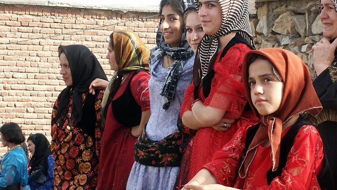 إيران.. 30 ألف فتاة يتزوجن تحت سن 14 عاما سنويا 1 إيران.. 30 ألف فتاة يتزوجن تحت سن 14 عاما سنويا
