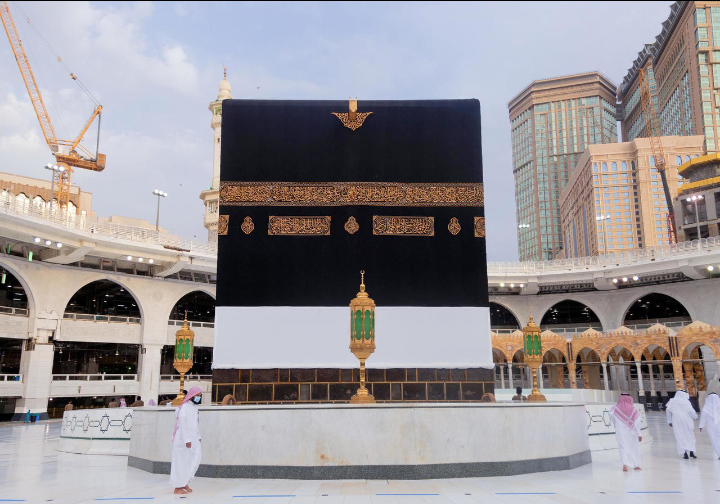الأمن السعودي يقبض على مقيمين قاموا بسرقة الكعبة المشرفة 1 الأمن السعودي يقبض على مقيمين قاموا بسرقة الكعبة المشرفة