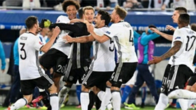 التصفيات الأوروبية لكأس العالم .. بداية قوية لألمانيا وإيطاليا وتعثر إسبانيا 1 التصفيات الأوروبية لكأس العالم .. بداية قوية لألمانيا وإيطاليا وتعثر إسبانيا