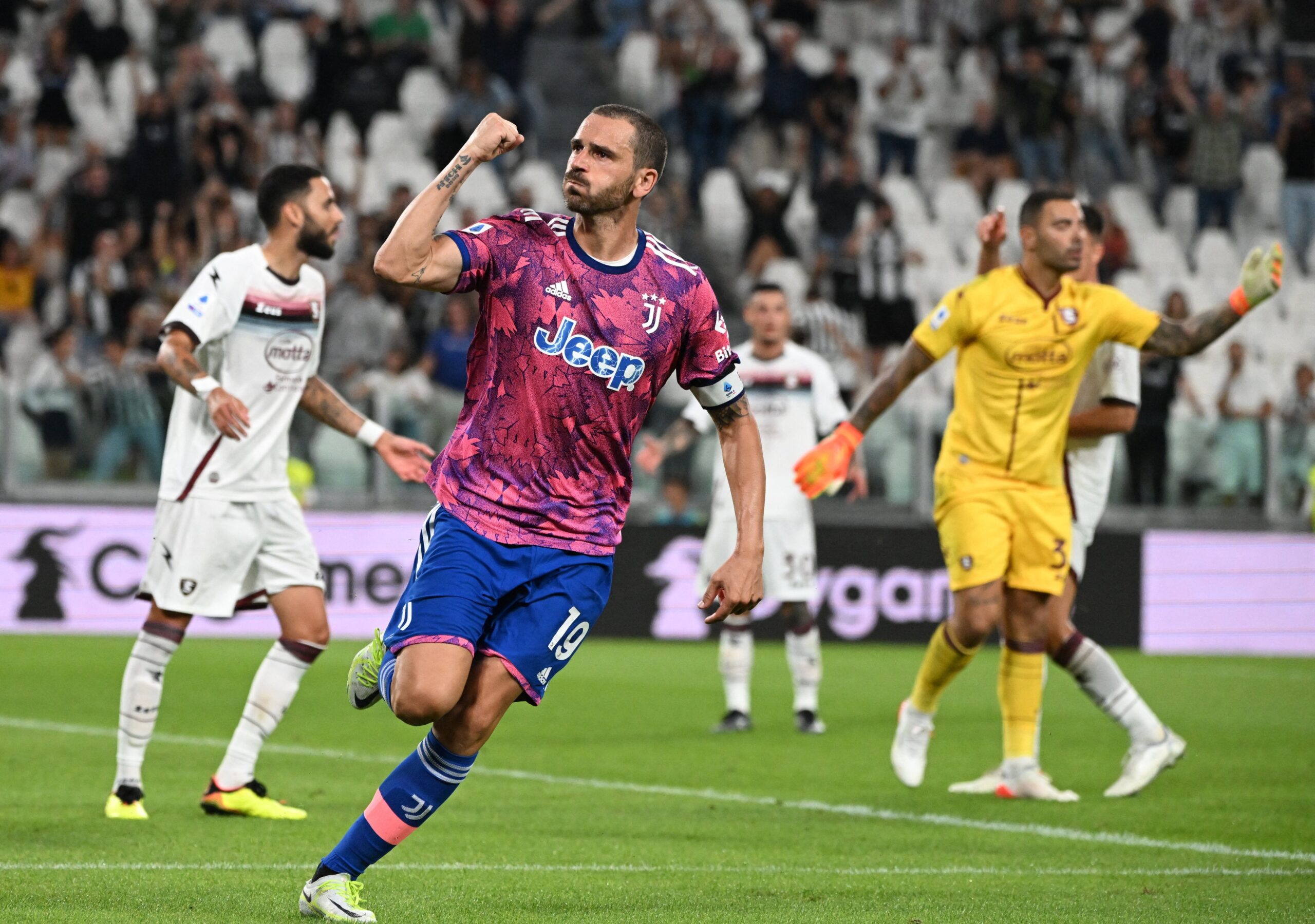 يوفنتوس يتعادل بشق الأنفس مع ساليرنيتانا في الدوري الإيطالي