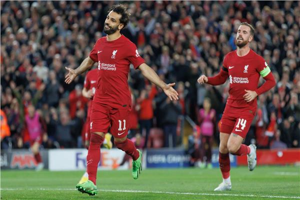 ليفربول يهزم رينجرز بثنائية في دوري الأبطال